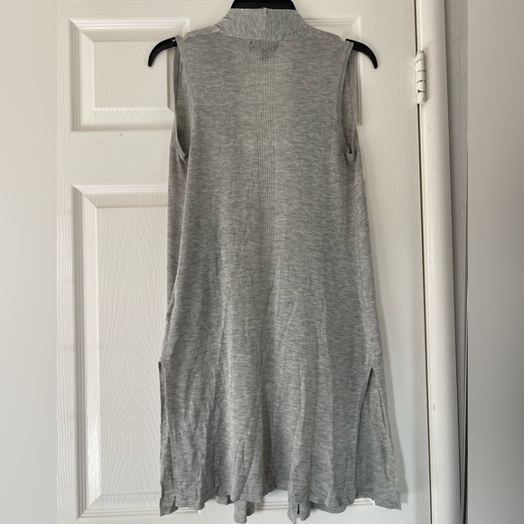 MOSSIMO Grey Sleeveless Cardigan Size XS/S - Picture 2 of 6